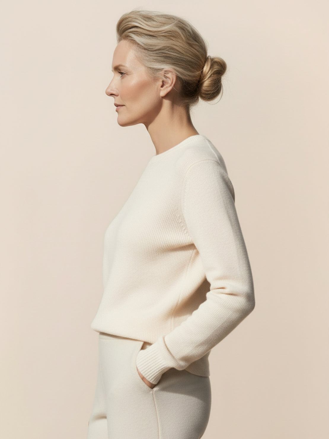 women's 100% cashmere round neck pullover sweater in neutral tone