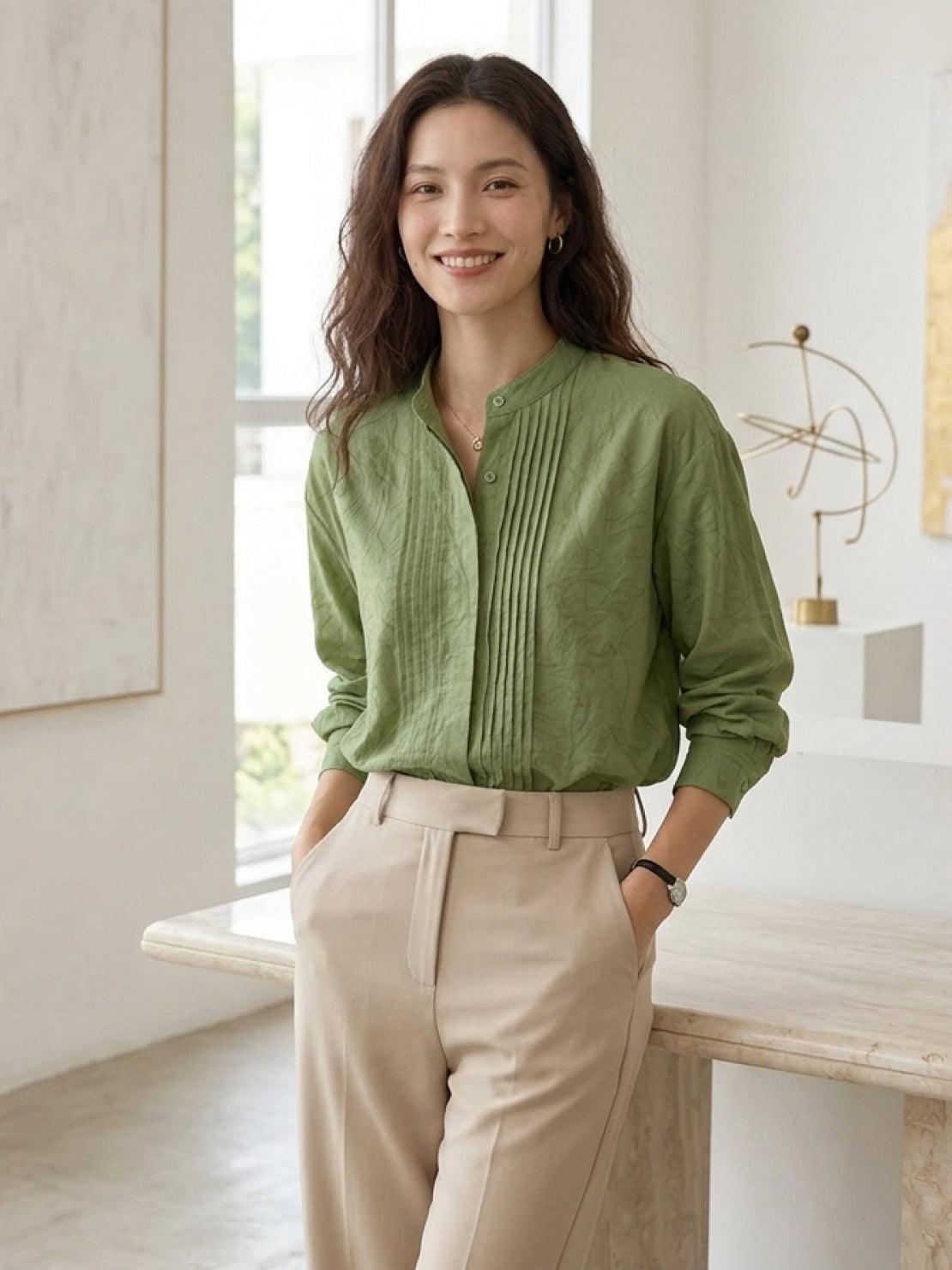 100% linen oversized jacquard shirt with tonal leaf pattern and relaxed fit