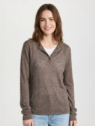 Organic Linen Henley Top fine knit with relaxed fit and side slits in neutral colors