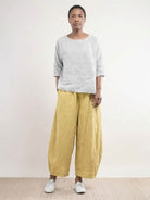 Lightweight 100% linen harem balloon pants with elastic drawstring waistband and tapered ankle gather