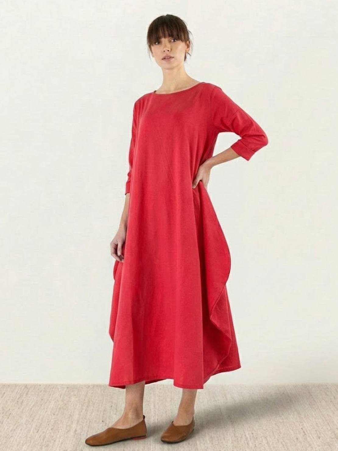Bohemian maxi dress in loose fit linen blend with long sleeves and floor length