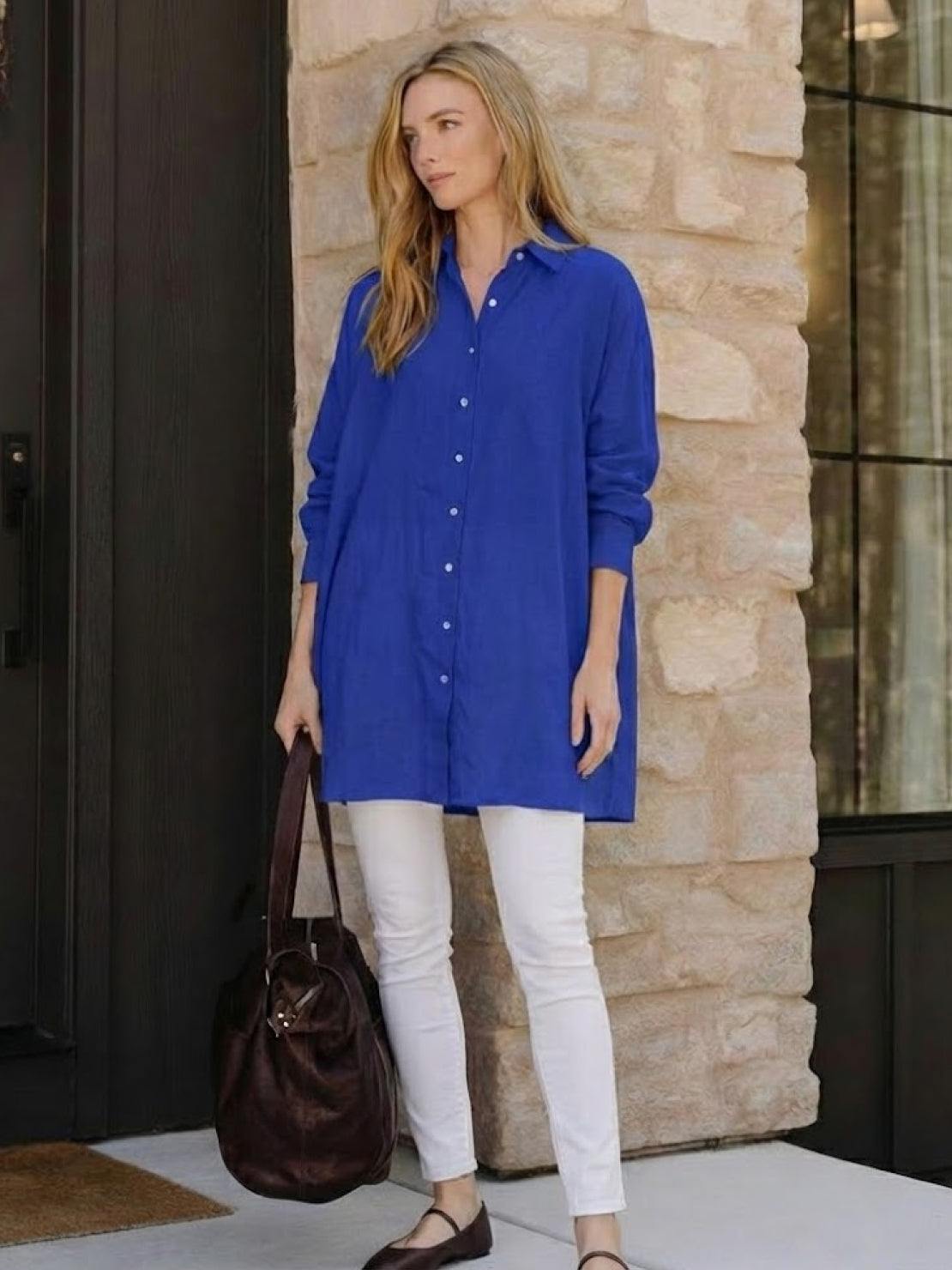 Oversized linen shirt in breathable cotton-linen blend with relaxed fit and back button detailing