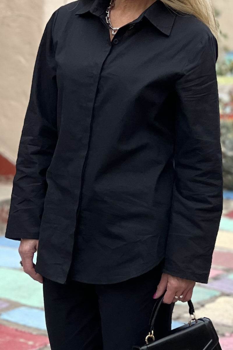 Oversized 100% cotton black shirt with long sleeves and relaxed fit from Halloween collection